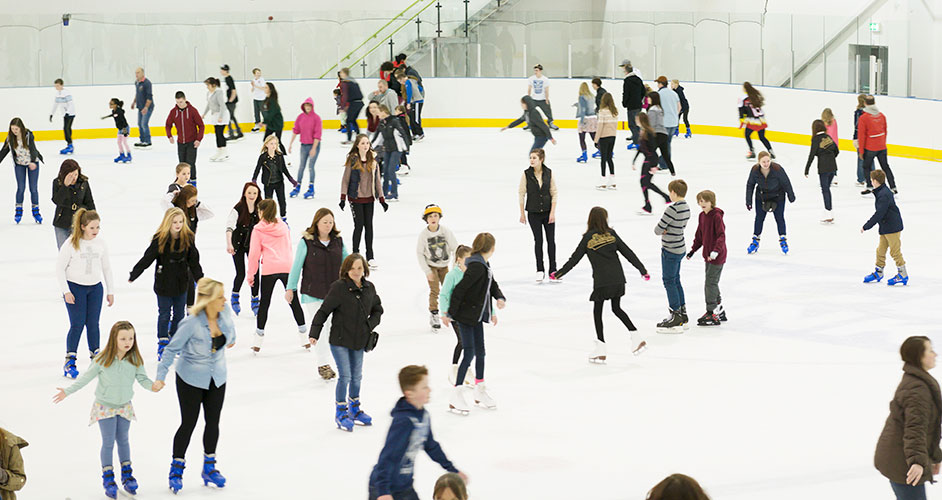 Image of people during an ice skating session